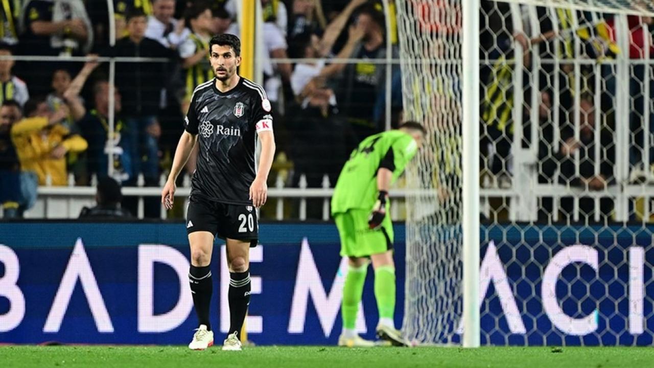Beşiktaş, Süper Lig tarihinde bir ilki Kadıköy’de yaşadı!