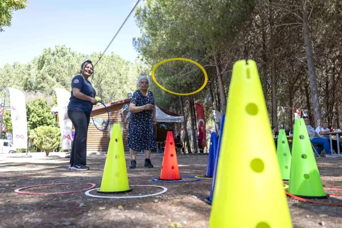 dunya alzheimer gununde mersinden ornek etkinlik HgluZqYw