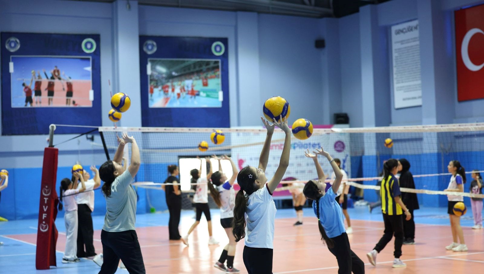 buyuksehir kis spor okullari basladi BeG4PS24