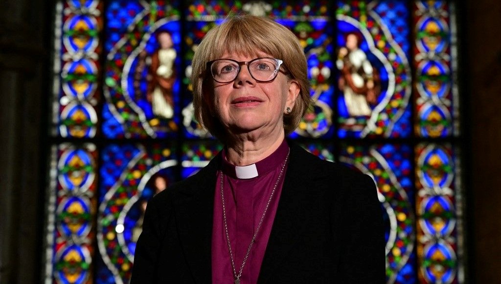 ingilterede kiliselerin basina tarihte ilk kez kadin atandi Gdi6IBfn