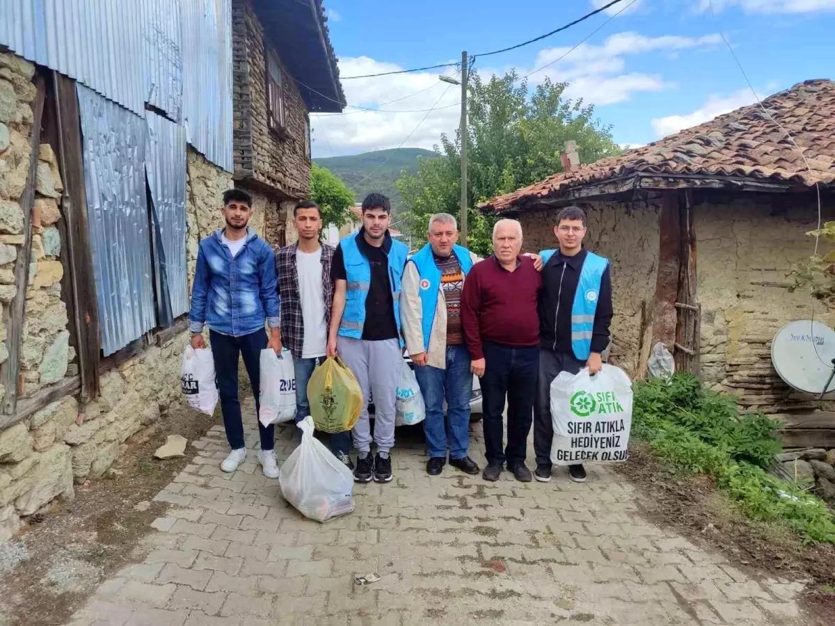 kopenez koyundeki yangin magdurlarina yardim eli 1jP3fHJM.jpg