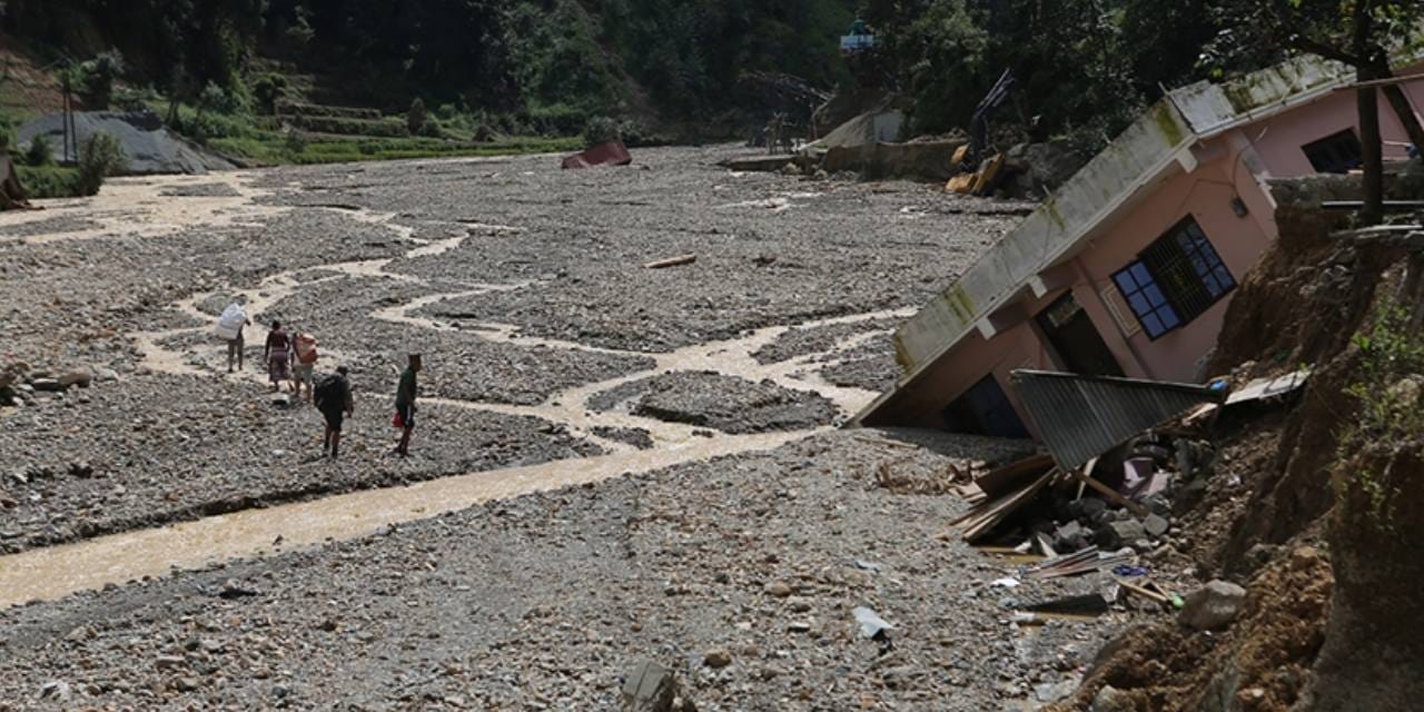 nepali sel ve heyelan vurdu 39 can kaybi hIFBywe7