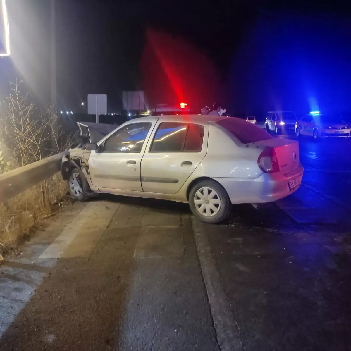 tarsusta kaza 1 olu 4 yarali e1uhh4e8