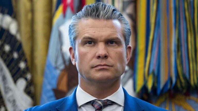 pete-hegseth-200e-yakin-asker-maduroyu-yakalamak-icin-karakasa-girdi-NfK93aFO.jpg